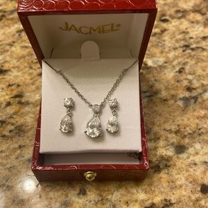 Tear drop earrings with pendent